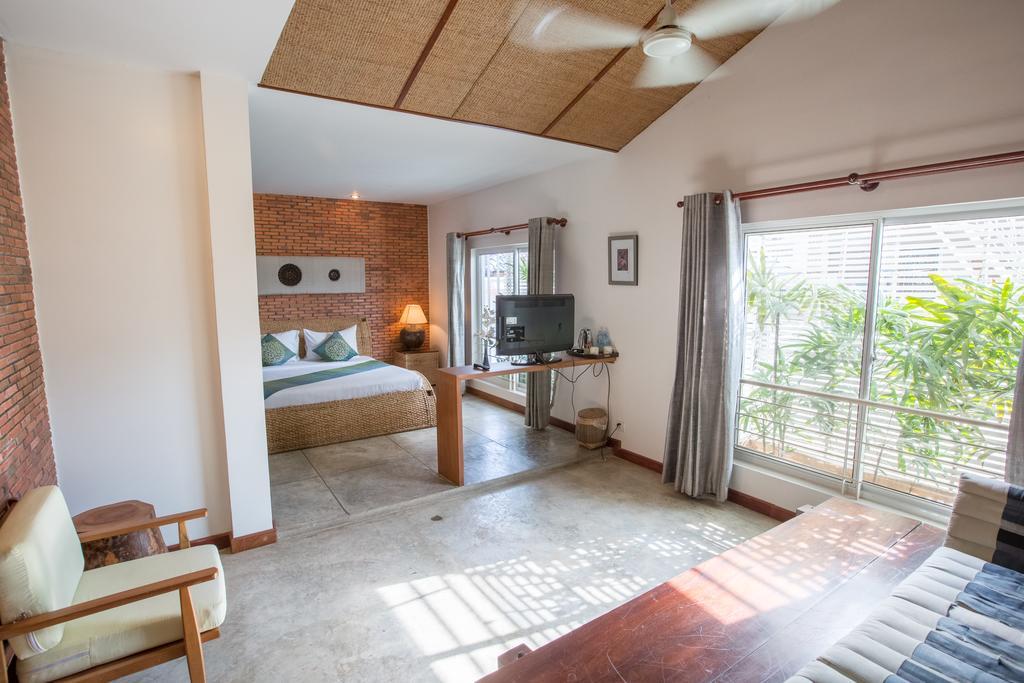 Casa Villa Independence Πνομ Πενχ Εξωτερικό φωτογραφία