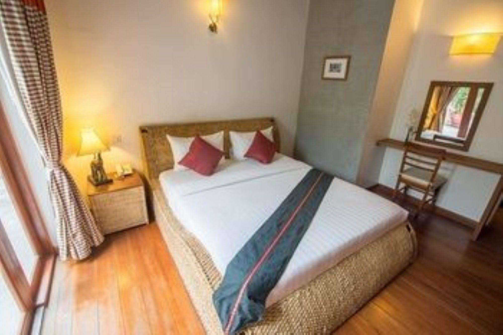 Casa Villa Independence Πνομ Πενχ Εξωτερικό φωτογραφία